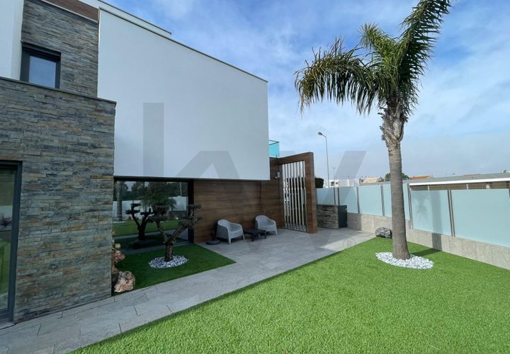 Rækkehus i Almada, Setubal, Almada - € 1.150.000 | Ref: KWPT-029315 - foto 1
