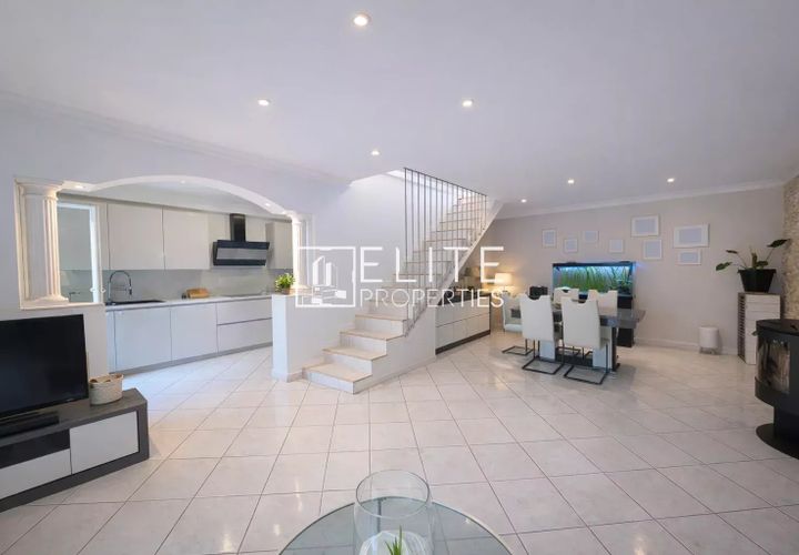 Villa i Grasse, Alpes-Maritimes, Grasse - € 415.000 | Ref: 86825571 - foto 1