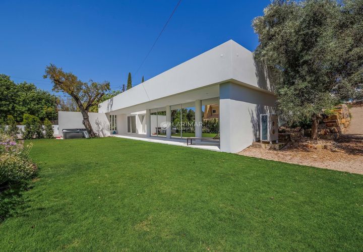 Villa i Almancil, Faro, Almancil - € 1.250.000 | Ref: LMR-A073 - foto 1