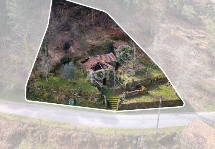 Villa i Cinfaes, Viseu, Cinfaes - € 59 000 | Ref: ZMPT586807 - foto 1