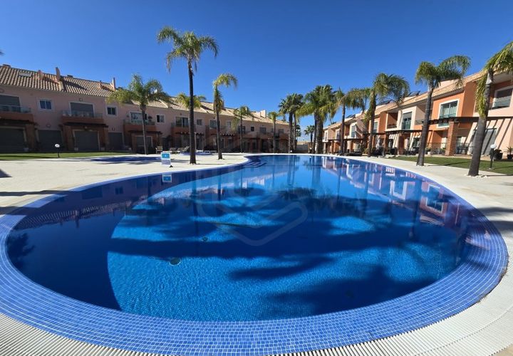Villa i Albufeira, Faro, Albufeira - € 525.000 | Ref: CAS_54138 - foto 1