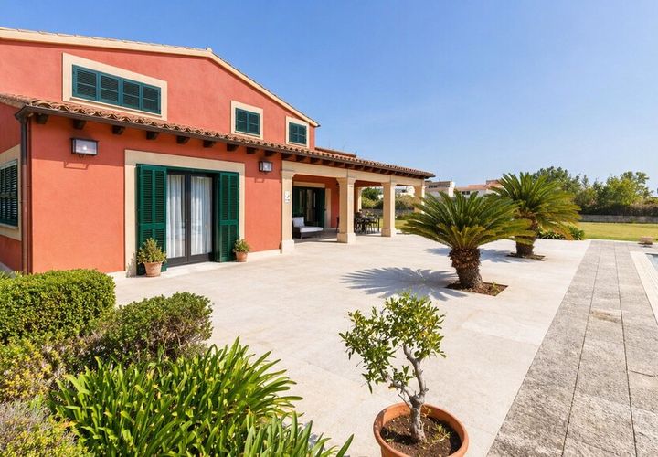 Villa a Pollenca, Mallorca, Pollenca - € 5.000/mes | Ref: C-550 - foto 1