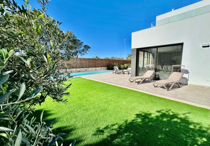 Villa i Orihuela, Alicante, Orihuela - € 1.030.000 | Ref: M1028/13477 - foto 1
