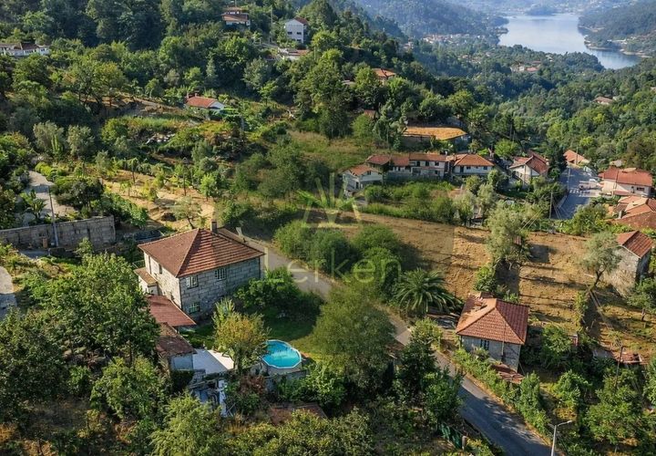 Villa i Terras de Bouro, Braga, Terras de Bouro - € 388.000 | Ref: FBGM-MOR-00001 - foto 1