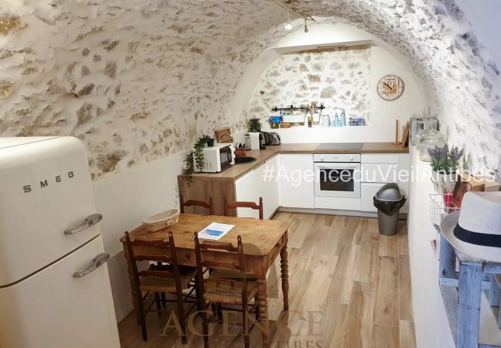 Landejendom i Antibes, Alpes-Maritimes, Antibes - € 369.000 | Ref: 86820300 - foto 1