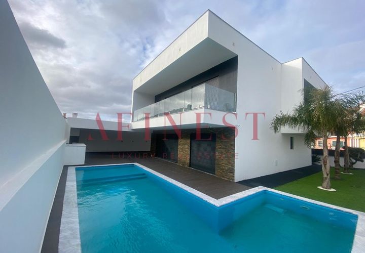 Villa i Corroios, Setubal, Corroios - € 750.000 | Ref: L1603/26 - foto 1