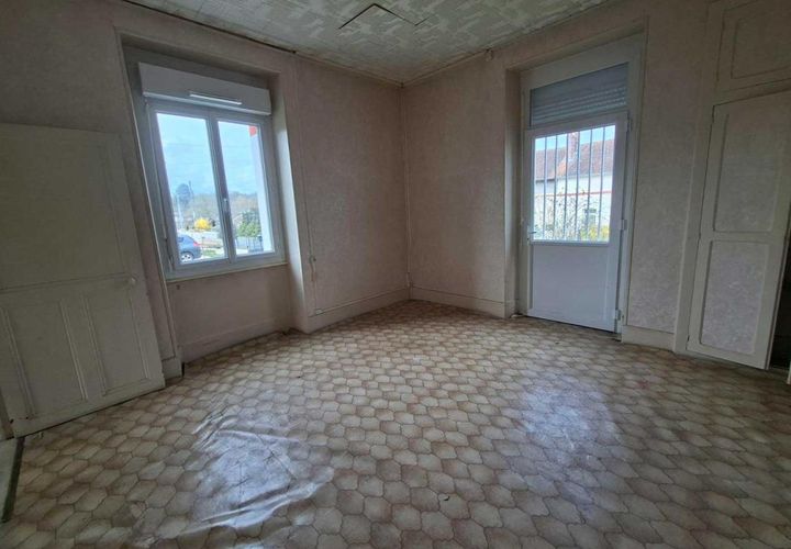 Villa a Ciry-le-Noble, Saone-et-Loire, Ciry-le-Noble - € 65.000 | Ref: 10512 - foto 1