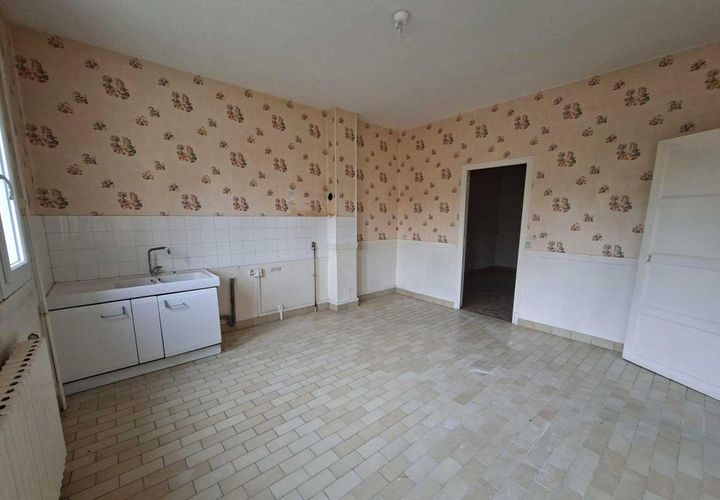 Villa a Ciry-le-Noble, Saone-et-Loire, Ciry-le-Noble - € 99.000 | Ref: 10517 - foto 1