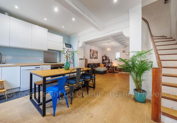 Landsbyhus i Simiane-Collongue, Bouches-du-Rhone, Simiane-Collongue - € 349.000 | Ref: 889V1879M - foto 1