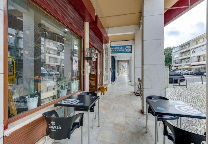 Erhvervsejendom i Odivelas, Lisbon, Odivelas - € 85.000 | Ref: C0222-06879 - foto 1