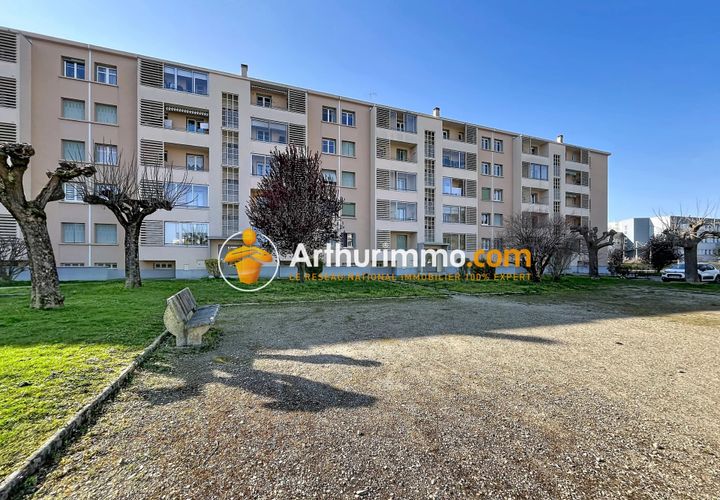 Lejlighed i Bourgoin-Jallieu, Isere, Bourgoin-Jallieu - € 149.000 | Ref: 86837559 - foto 1