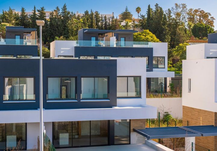 Rækkehus i Atalaya Isdabe, Malaga, Atalaya Isdabe - € 850.000 | Ref: R5325274 - foto 1