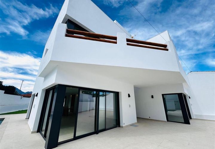 Villa i Albir, Alicante, Albir - € 1.190.000 | Ref: 1544 - foto 1