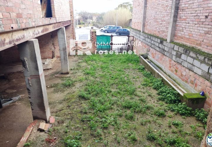 L'establiment comercial a Peralada, Gerona, Peralada - € 275.000 | Ref: 3744 - foto 1