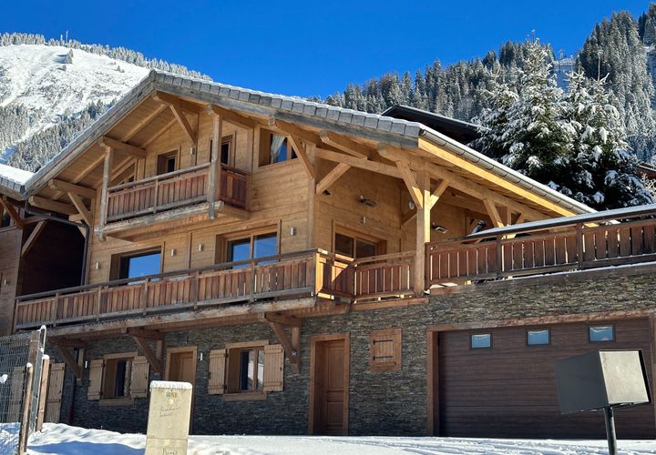 Villa i Chatel, Haute-Savoie, Chatel - € 1.500.000 | Ref: 07075 - foto 1