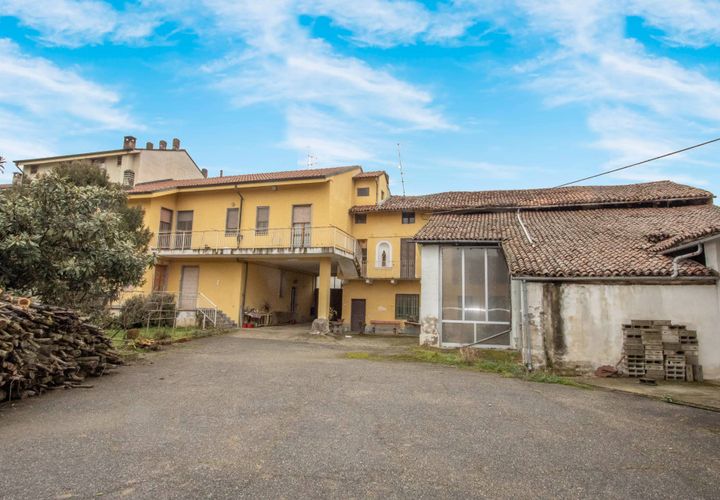 Villa a Trino, Vercelli, Trino - € 140.000 | Ref: 13993 - foto 1