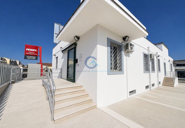 Propiedad comercial en Catanzaro, Catanzaro, Catanzaro - € 600.000 | Ref: CZ-916 - photo 1