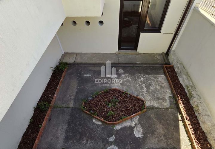 Villa i Oliveira do Douro, Porto, Oliveira do Douro - € 235.000 | Ref: 1721 - foto 1