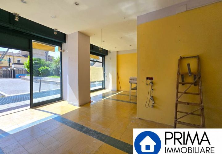 Erhvervsejendom i Terni, Terni, Terni - € 114.000 | Ref: uff100 - foto 1