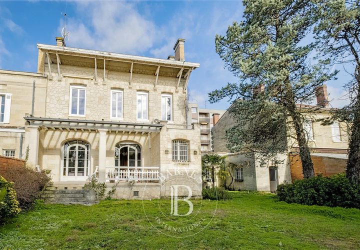 Villa i Bordeaux, Gironde, Bordeaux - € 1.750.000 | Ref: M3151 - foto 1