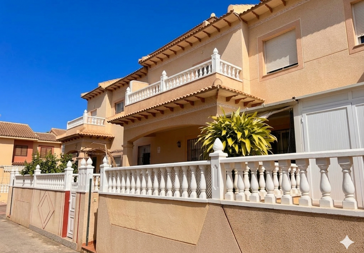 Villa a Torrevieja, Alicante, Torrevieja - € 129.900 | Ref: mks5034 - foto 1