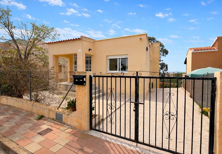 Villa a La Marina, Alicante, La Marina - € 190.000 | Ref: NP: 861 - foto 1