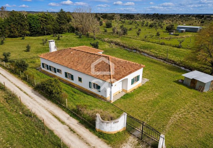 Farm hus i Evora, Evora, Evora - € 360.000 | Ref: 318/Q/03790 - foto 1