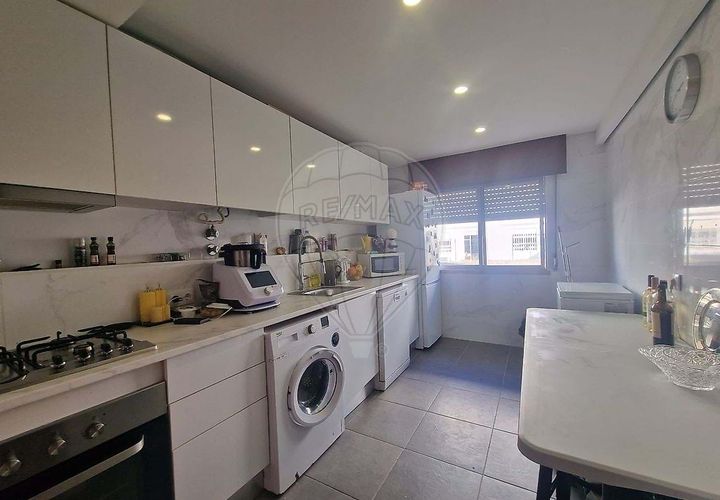 Lejlighed i Oeiras, Lisbon, Oeiras - € 330.000 | Ref: 121331002-4008 - foto 1