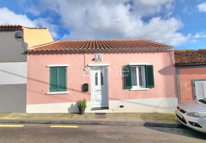Villa a Lagoa, Sao Miguel, Lagoa - € 285.000 | Ref: ZMPT583025 - foto 1
