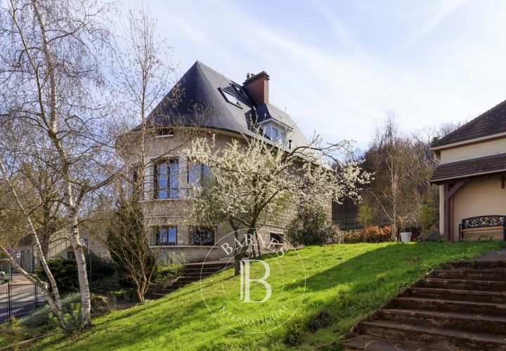Villa a Chaville, Hauts-de-Seine, Chaville - € 990.000 | Ref: 86808751 - foto 1