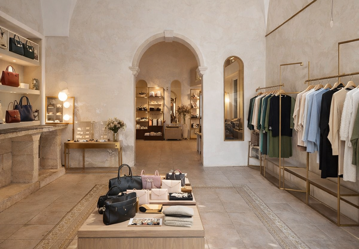 L'establiment comercial a Lecce, Lecce, Lecce - € 800/mes | Ref: 800OTRANTO - foto 1