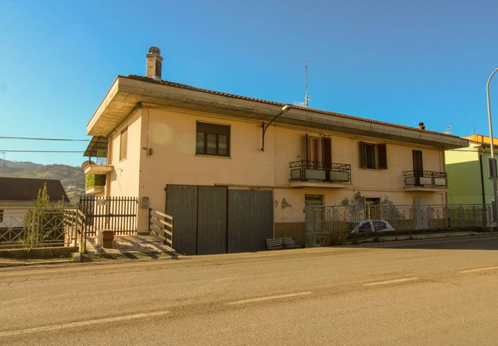 Villa a Teramo, Teramo, Teramo - € 99.000 | Ref: T1401 - foto 1