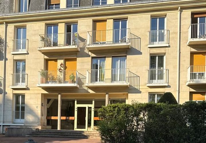 Estudi a Compiègne, Oise, Compiègne - € 550/mes | Ref: 848925 - foto 1