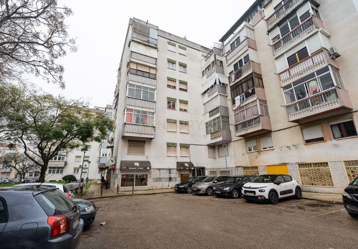 Lejlighed i Odivelas, Lisbon, Odivelas - € 250.000 | Ref: C0444-00842 - foto 1