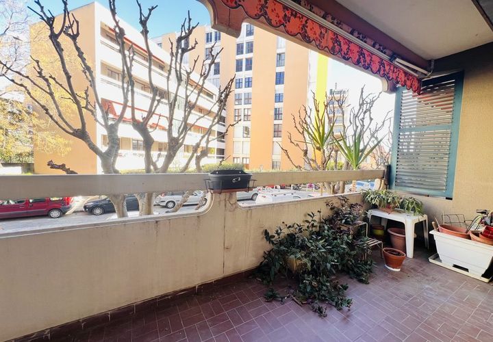 Lejlighed i Marseille, Bouches-du-Rhone, Marseille - € 190.000 | Ref: 12119DT911 - foto 1