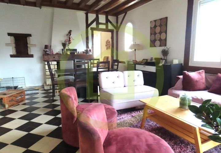 Villa i Orleans, Loiret, Orleans - € 339.000 | Ref: 3011442599 - foto 1