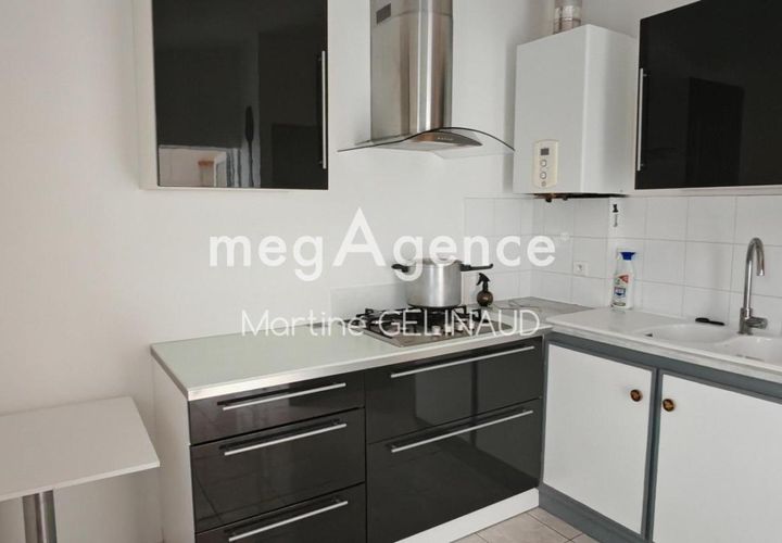 Villa i Saintes, Charente-Maritime, Saintes - € 149.000 | Ref: 200167 - foto 1
