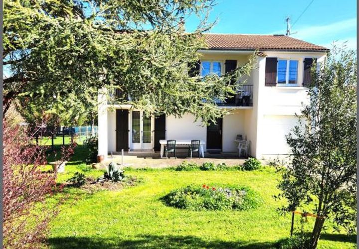Villa i Ecoyeux, Charente-Maritime, Ecoyeux - € 215.000 | Ref: 200634 - foto 1
