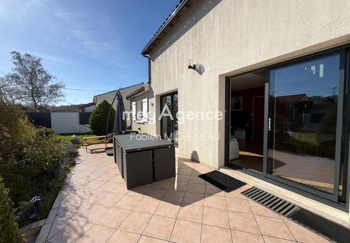 Villa i Cholet, Maine-et-Loire, Cholet - € 236.000 | Ref: 200534 - foto 1