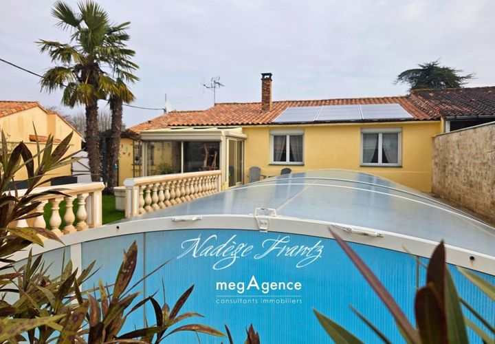 Villa a Loulay, Charente-Maritime, Loulay - € 230.000 | Ref: 197620 - foto 1