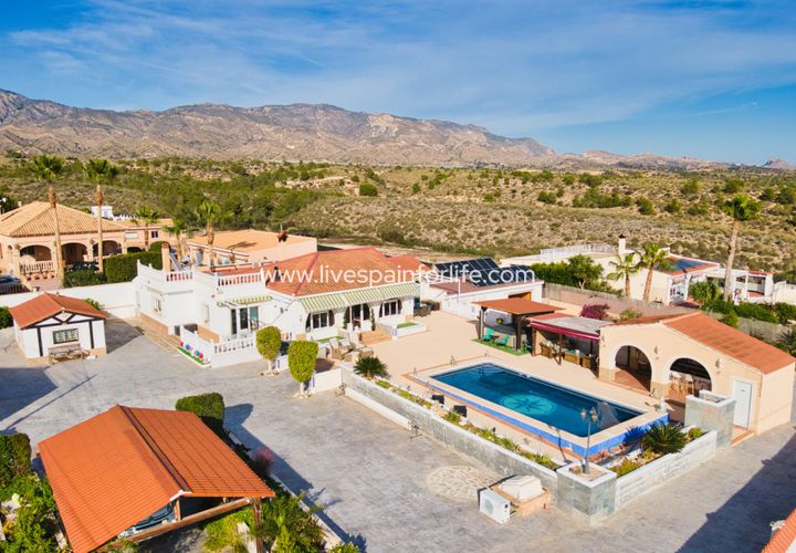 Landejendom i Albatera, Alicante, Albatera - € 399.999 | Ref: Alba CG - foto 1