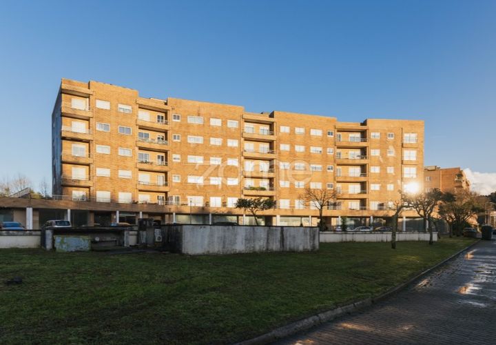 Erhvervsejendom i Valongo, Porto, Valongo - € 145.000 | Ref: ZMPT586625 - foto 1