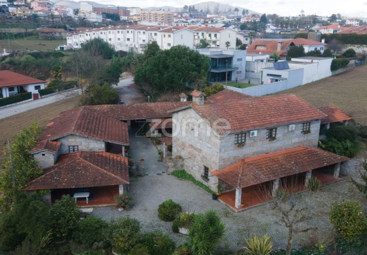 Farm i Lousada, Porto, Lousada - € 1.550.000 | Ref: ZMPT586544 - foto 1