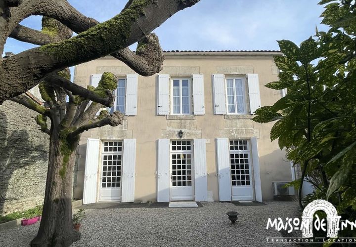 Villa i Cognac, Charente, Cognac - € 246.100 | Ref: VFVMA30007007  NE - foto 1