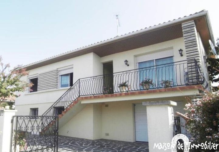 Villa a Chateaubernard, Charente, Chateaubernard - € 208.650 | Ref: VFVMA90007890NE - foto 1