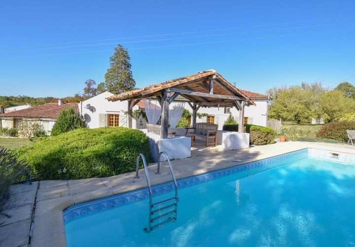 Villa a Genouille, Vienne, Genouille - € 575.000 | Ref: 9278A - foto 1