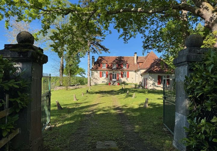 Villa a Pau, Pyrenees-Atlantiques, Pau - € 990.000 | Ref: 9722A - foto 1
