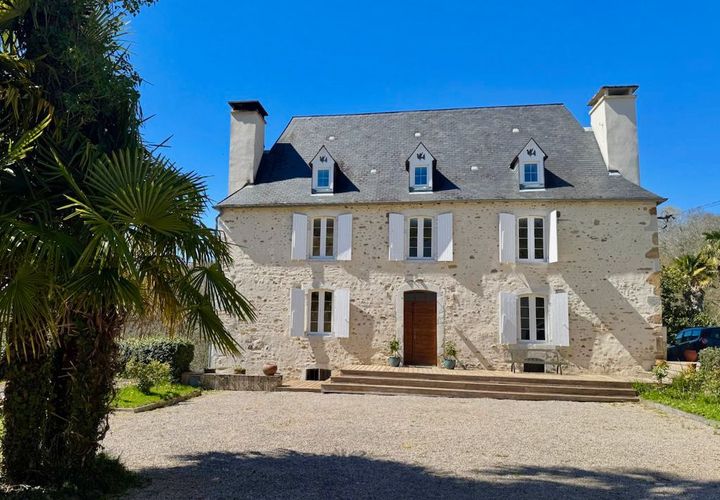 Villa a Pau, Pyrenees-Atlantiques, Pau - € 979.000 | Ref: 9725 - foto 1