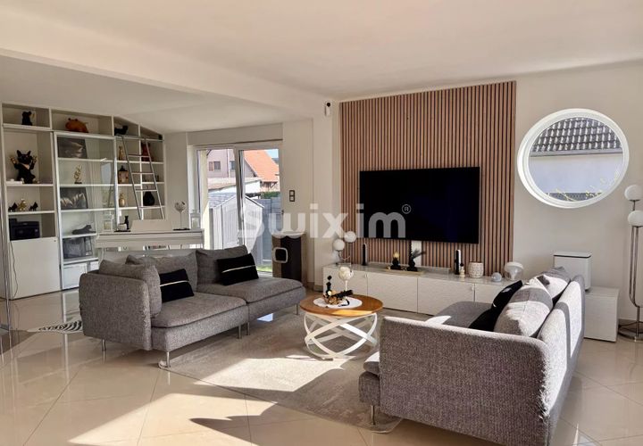 Villa a Cernay, Haut-Rhin, Cernay - € 365.000 | Ref: 0984SF - foto 1