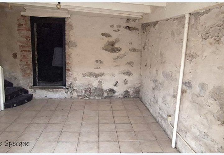Villa i Thiers, Puy-de-Dome, Thiers - € 21.000 | Ref: 340935642488 - foto 1